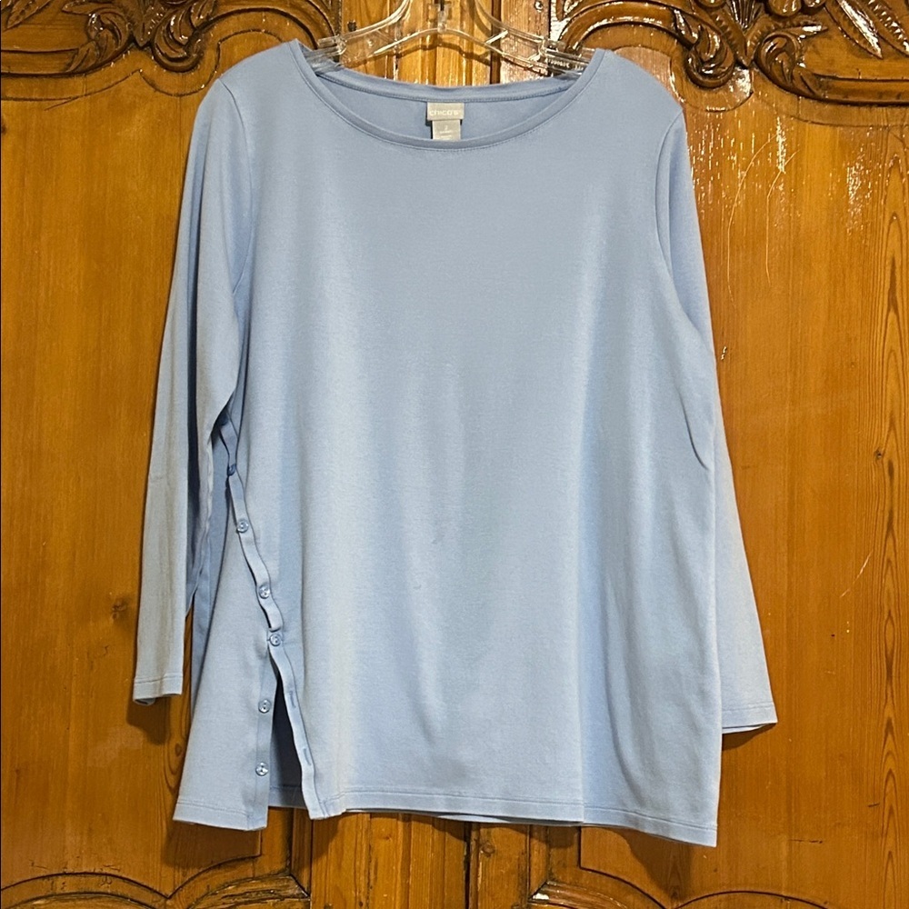 Chico's Periwinkle Blue 3/4 Sleeve Top with Side Button Detail. 2 (large) - Picture 1 of 6